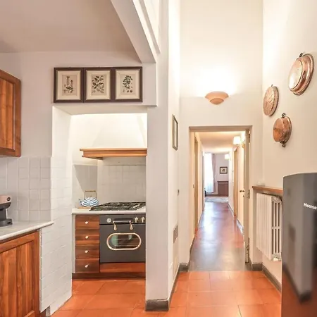 Apartment Raffaello - M&m House